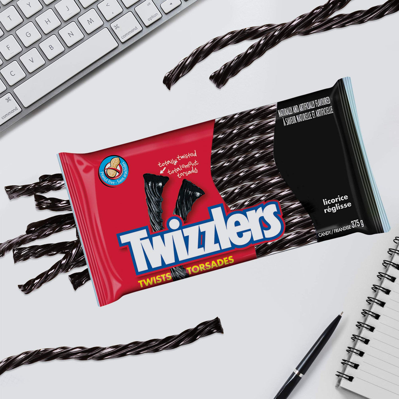 Twizzlers Licorice Flavored (375g / 13.2oz per pack) {Imported from Canada}