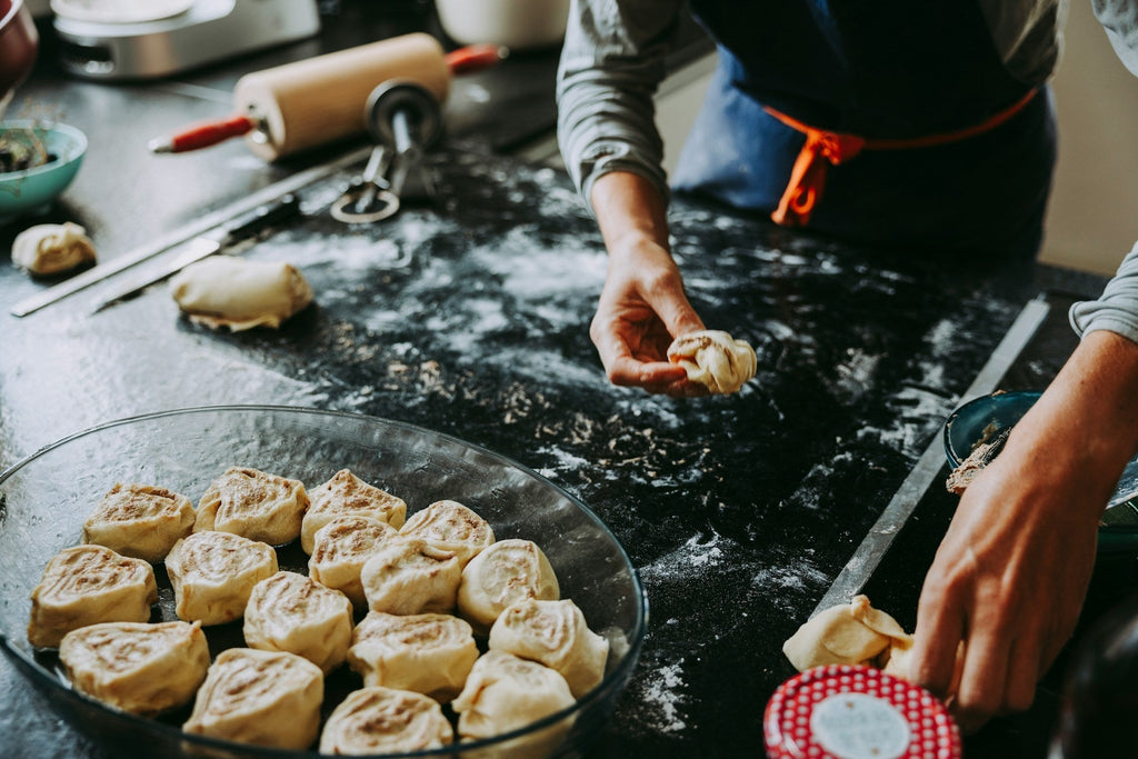 Bake the Perfect Valentine’s Day Pie with E.D. Smith Fillings & Sweet Treats from Caffeine Cam