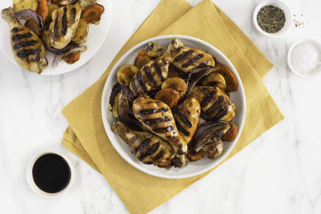 VH Medium Garlic Cooking Sauce, 341mL/11.5oz, Jars, 12 Count {Imported from Canada}