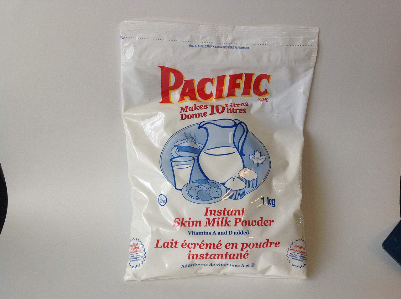 Pacific Instant Skim Milk Powder, Vitamin (A, D) Enriched, 1 kg (2.2 lb) {Imported from Canada}