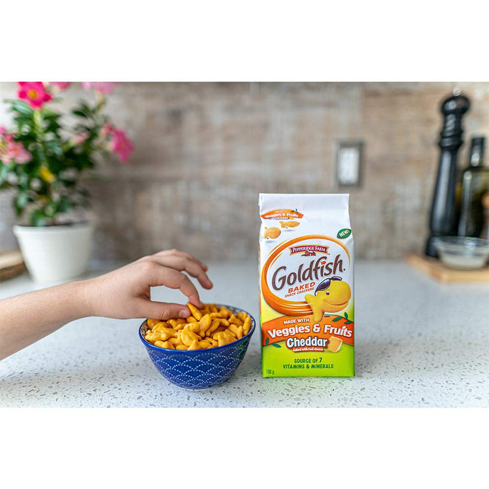 Pepperidge Farm Goldfish, Veggies & Fruits Crackers, 180g/6.1oz., {Imported from Canada}