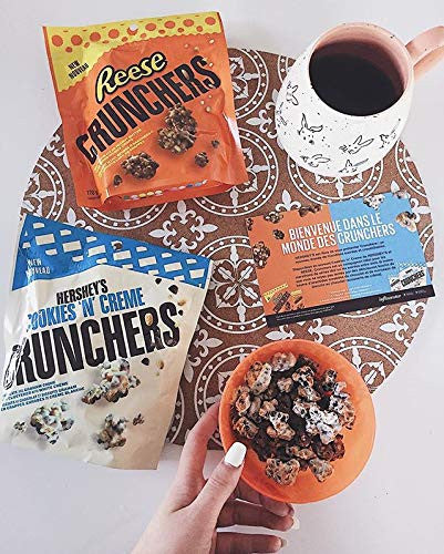 HERSHEY'S CRUNCHERS Snack Mix, Cookies 'N' Creme, 170g/6 oz., {Imported from Canada}