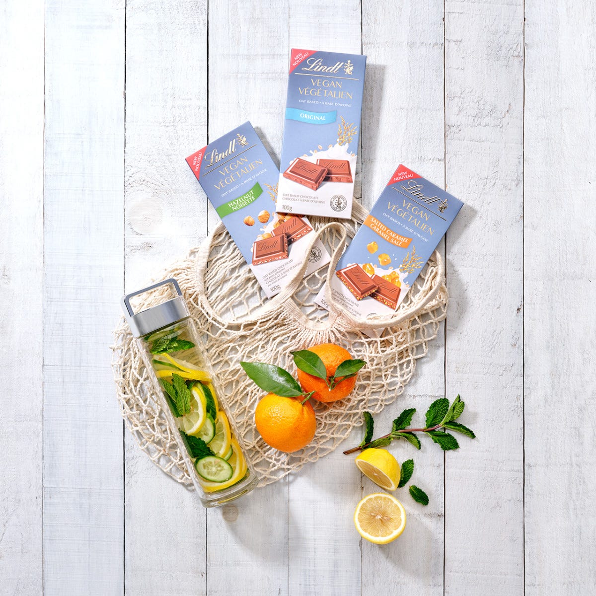 Lindt Vegan Hazelnut Chocolate Bar, 100g/3.5 oz.