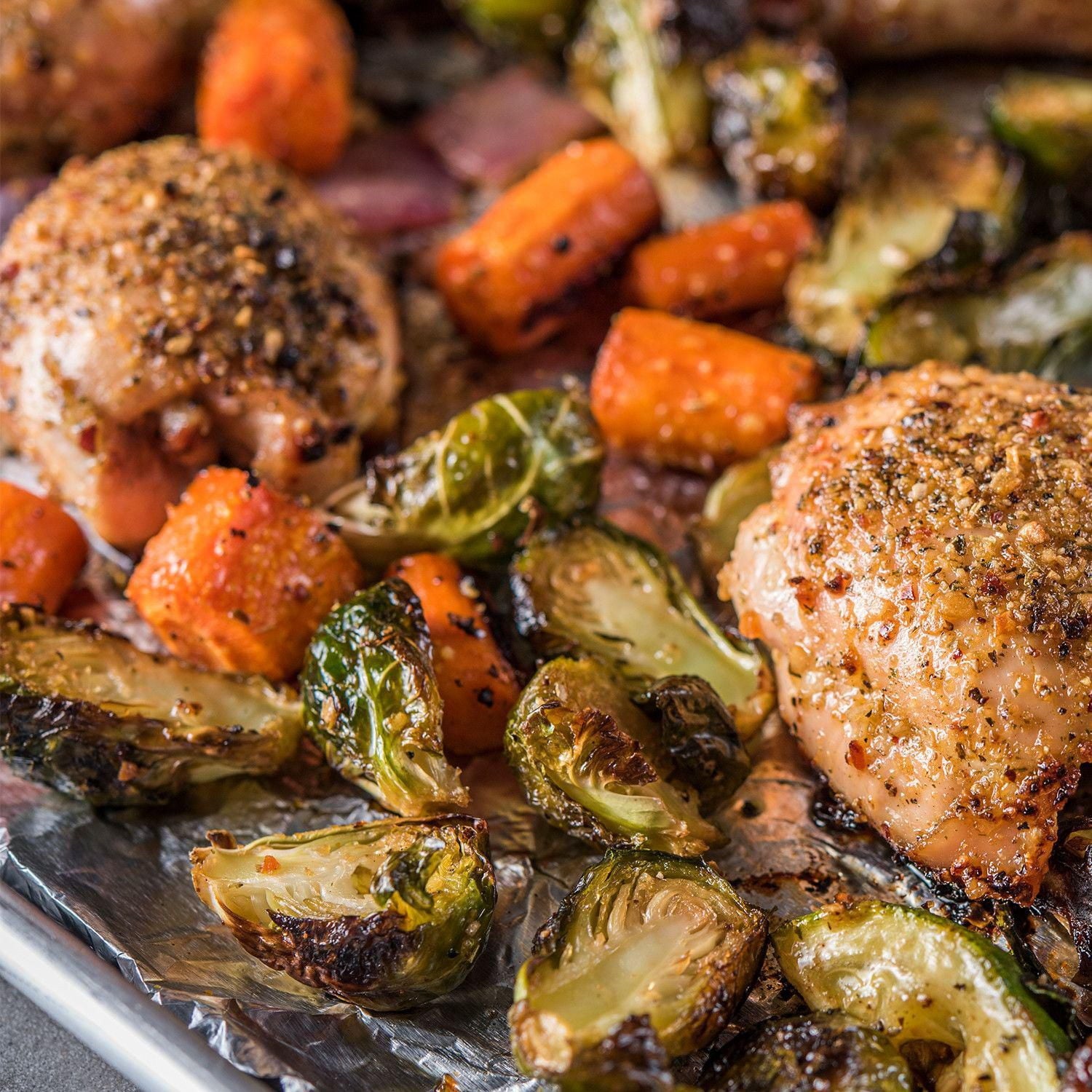 Club House One Sheet Pan Farmer's Market Chicken & Vegetable Seasoning Mix – 36g - Roasted Vegetables & Chicken 