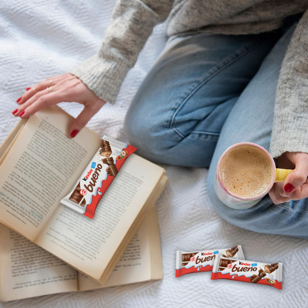 Kinder Bueno Hazelnut Milk Chocolate, 2 Bars per Pack, 43g/1.5 oz. 1 Pack {Imported from Canada}