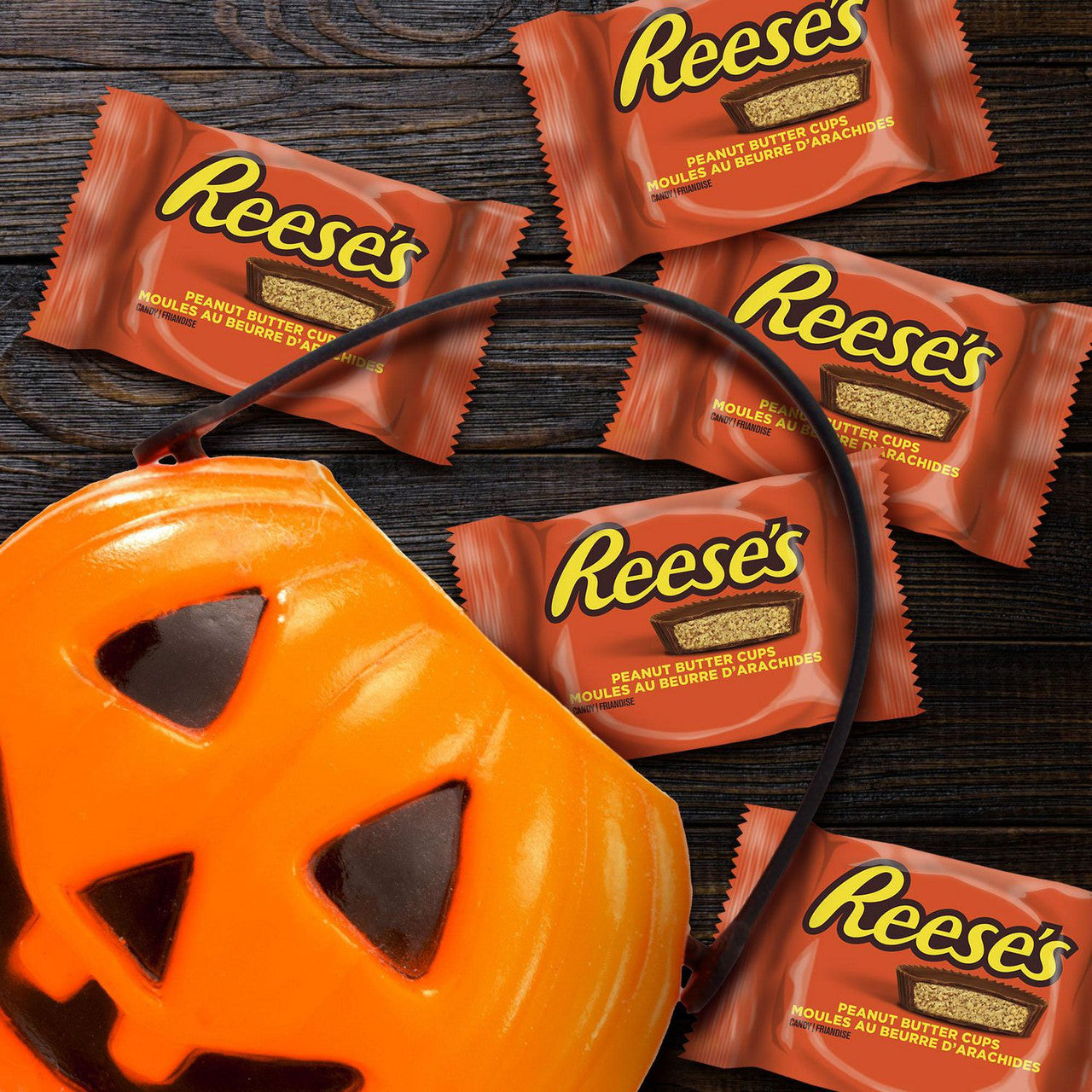 Reese's Peanut Butter Cup Snack Size Halloween Candy, 30ct Bag, 468g/1 lb. {Imported from Canada}