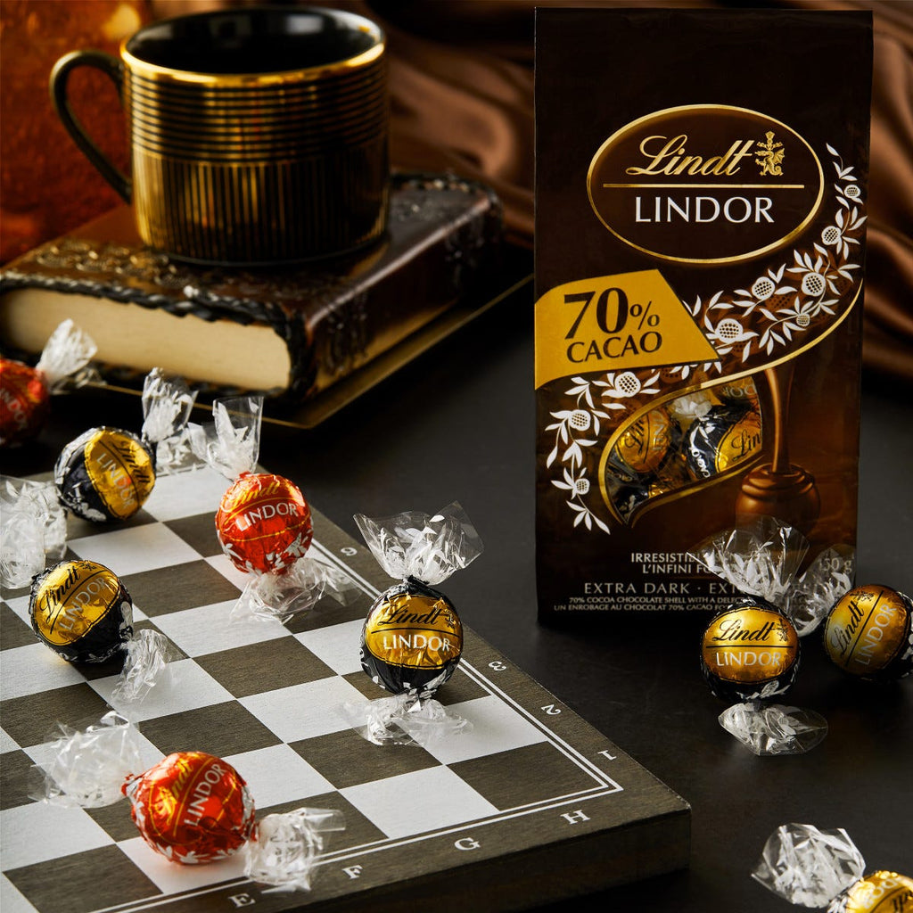 Lindt Lindor 70% Cacao Extra Dark Chocolate Balls, 150g/5.2 oz.