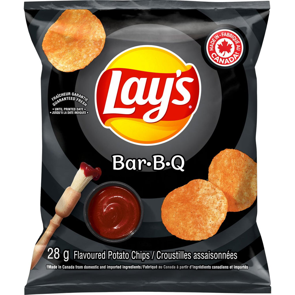 Frito-Lay Chips Variety Pack, Lay's Mix, Classic, BBQ, Ketchup, Salt & Vinegar Flavors (16ct x 28g), 448g, front of Lay's bbq chips bag,28g.