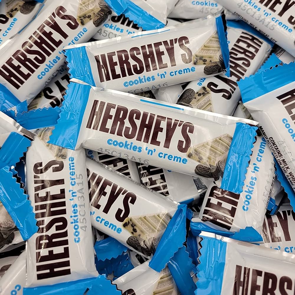 Hershey's Snack-Size Chocolate Bars, Cookies 'N' Creme, 25ct, 318g/11.2 oz., Bag