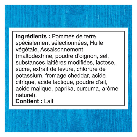 Ingredients list in French for Lay's Cheese & Onion Flavored Potato Chips, 20g on a blue background