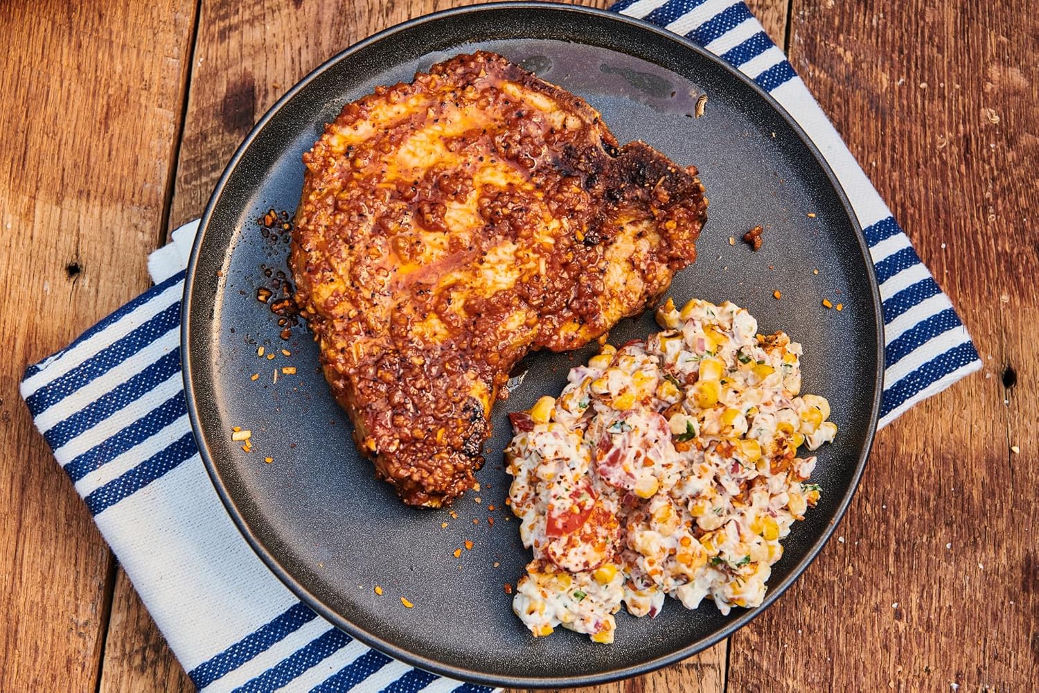 Club House Hot Ranch Seasoning, 165g/5.8 oz., Shaker, salad with some hot ranch seasoning dressing.