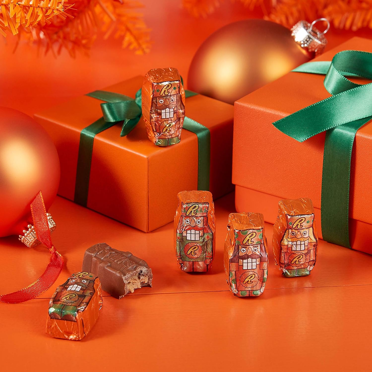 Reese's Peanut Butter Milk Chocolate Nutcrackers, 161g/5.6 oz. Bag {Imported from Canada}