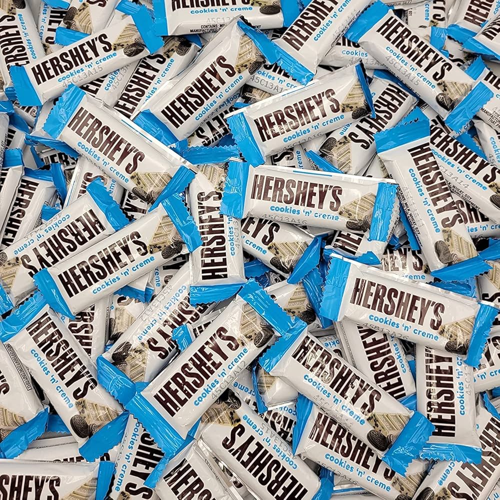 Hershey's Snack-Size Chocolate Bars, Cookies 'N' Creme, 25ct, 318g/11.2 oz., Bag