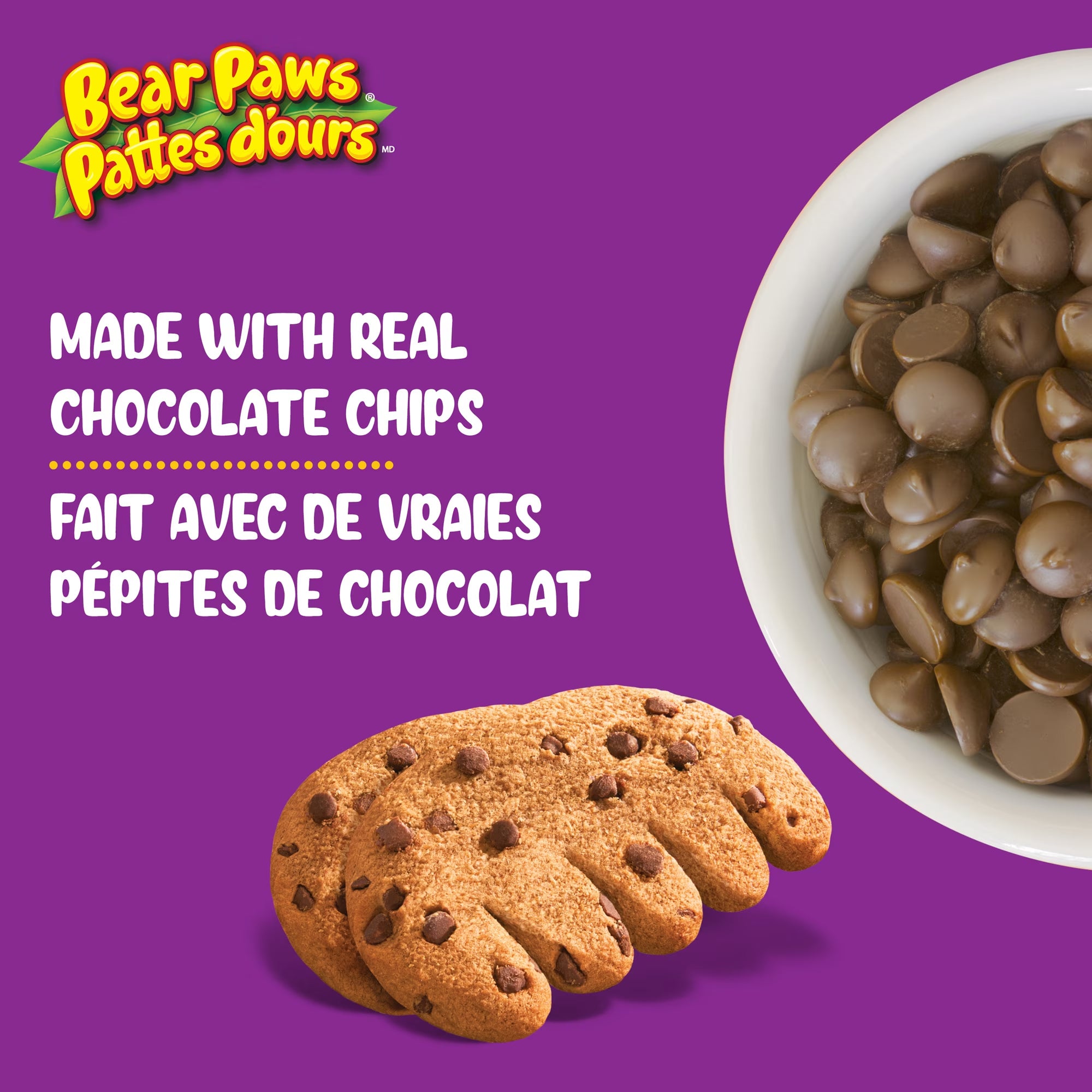 Bear Paws chocolate chip cookie beside a bowl of chocolate chips with a bilingual real chocolate chips message.