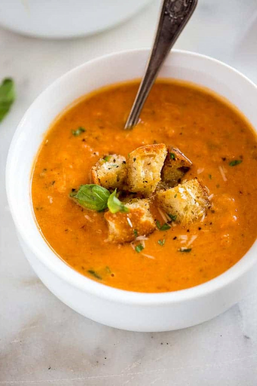 Boulangerie Grissol Croutons, Creamy Caesar 135g, croutons on tomato soup.