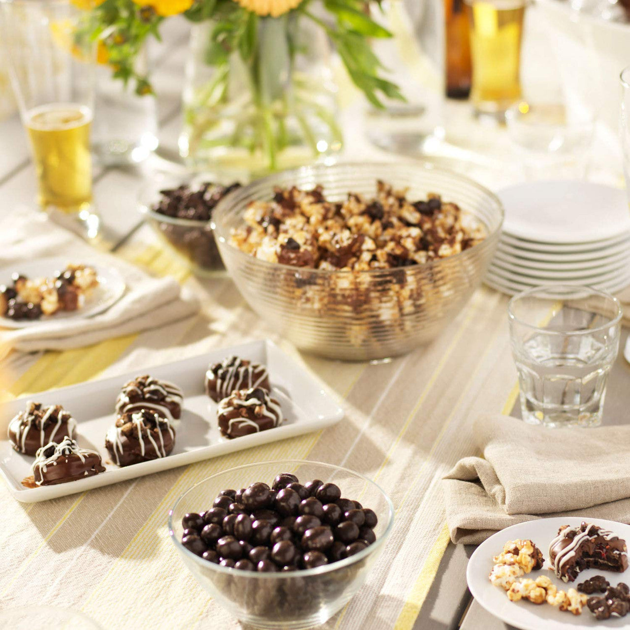 Brookside Dark Chocolate Variety Pack, Pomegranate, Acai & Blueberry, Blood Orange & Peach, 800g Box