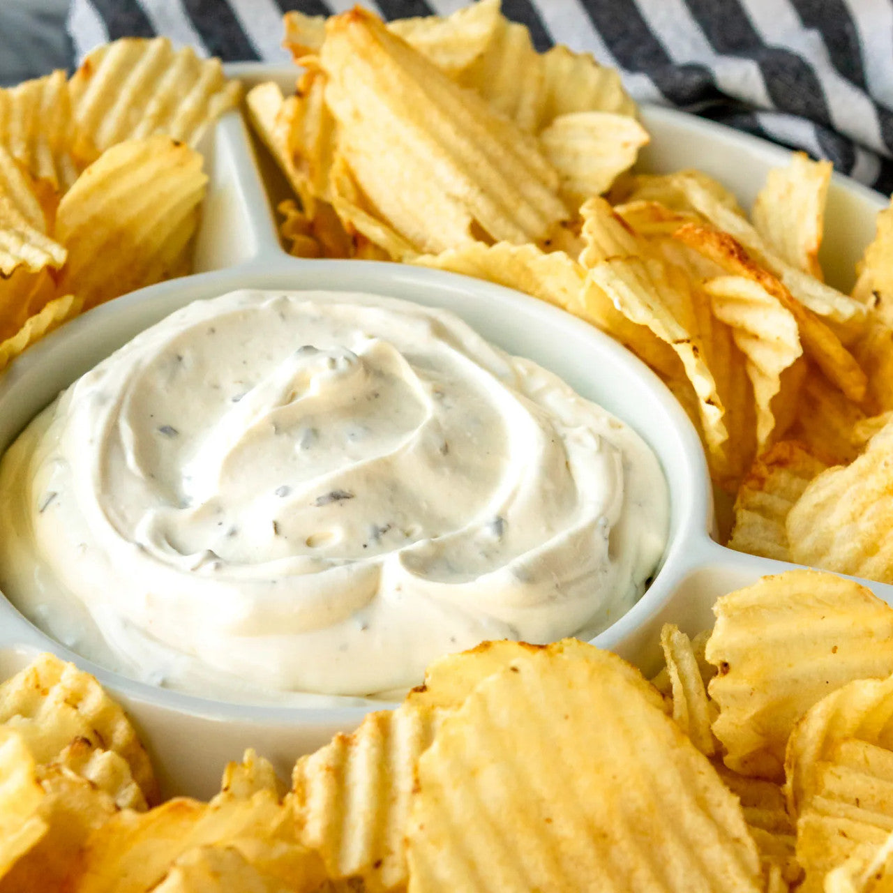 Lay's Ruffles Ranch Flavored Dip, 425g/15 oz. Jar {Imported from Canada}