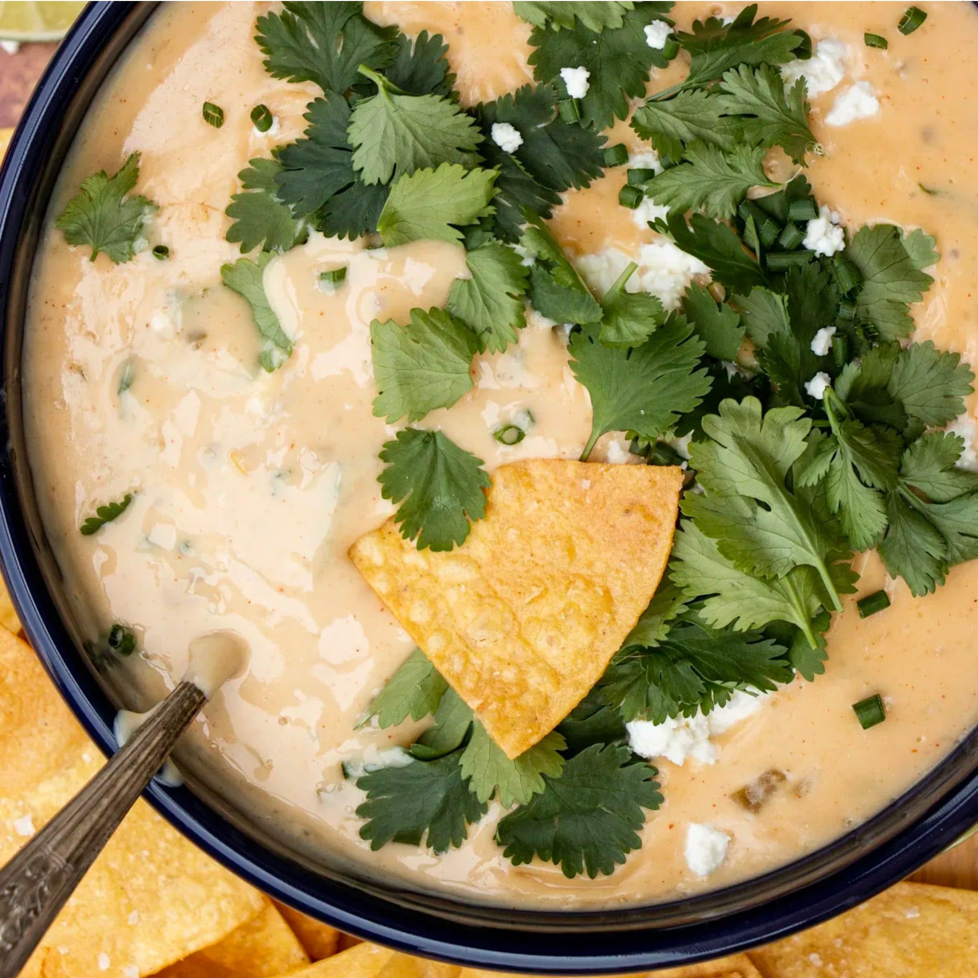 Great Value Queso with Jalapeno Crema Sauce, 250ml/8.5 fl oz