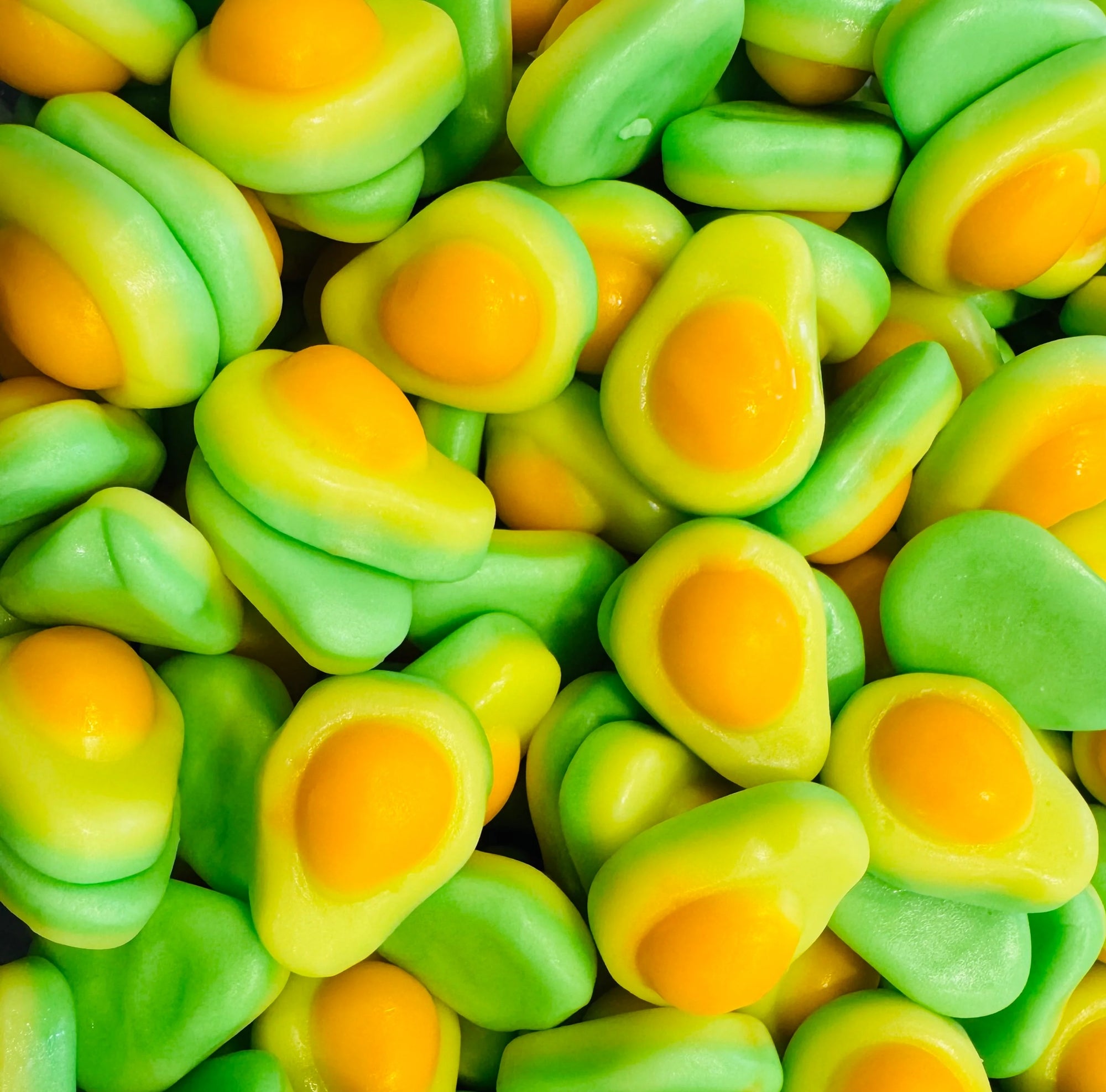 Close-up of Huer Tropical Avocado Gummies