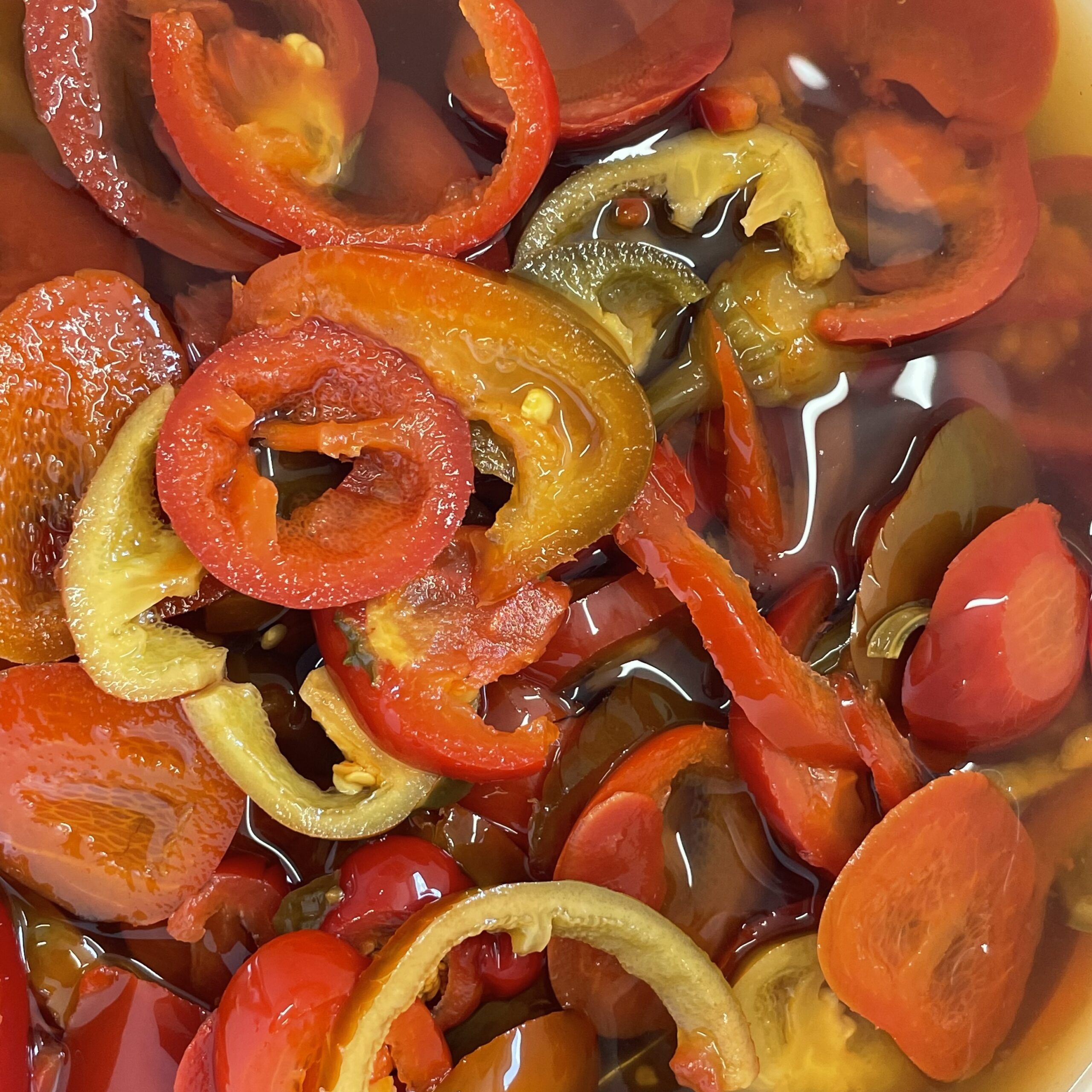 Sunspun Pickled Hot Banana Pepper Rings 3.78L/1 Gallon