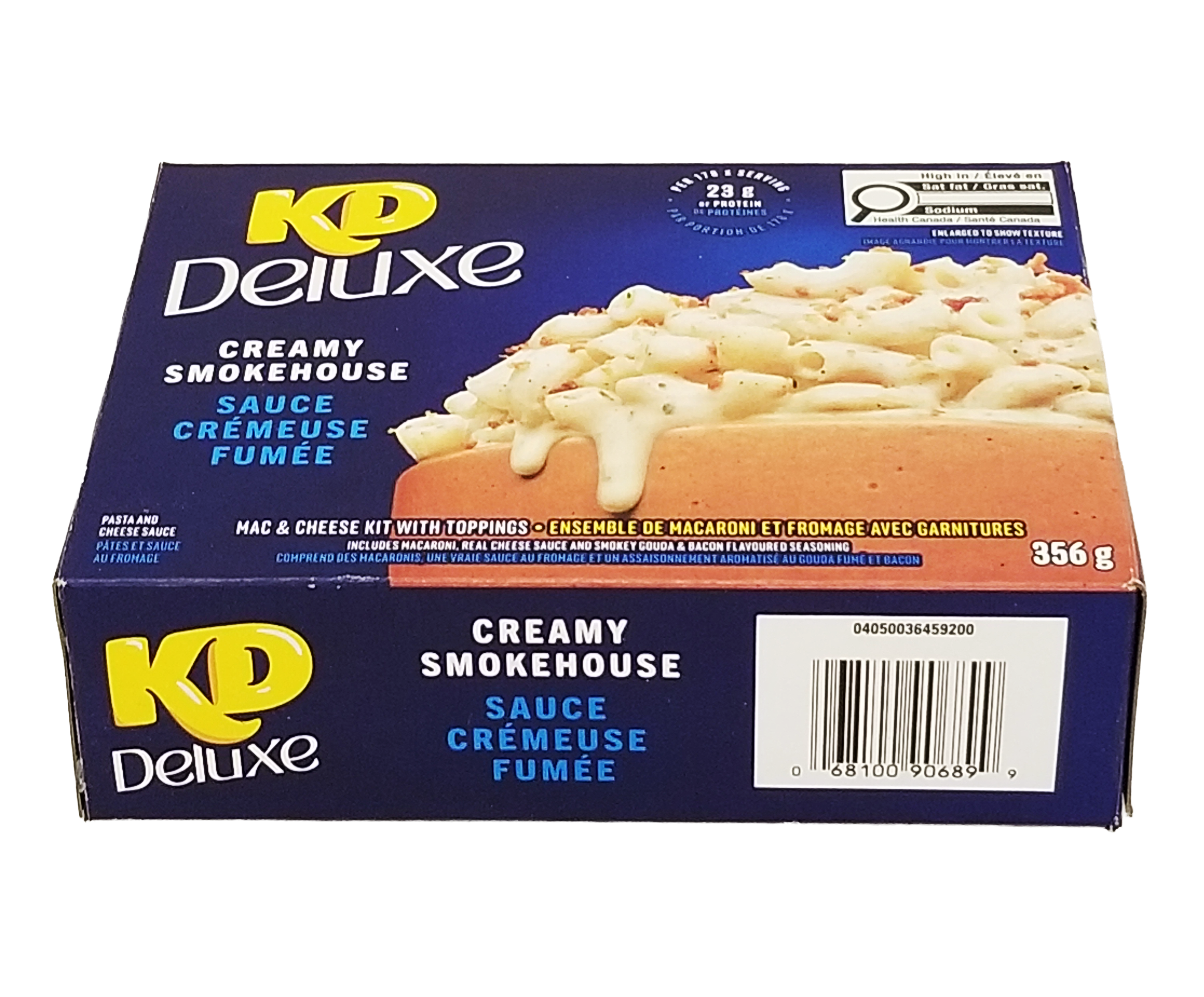 KD Deluxe Creamy Smokehouse macaroni and cheese kit packaging on a white background