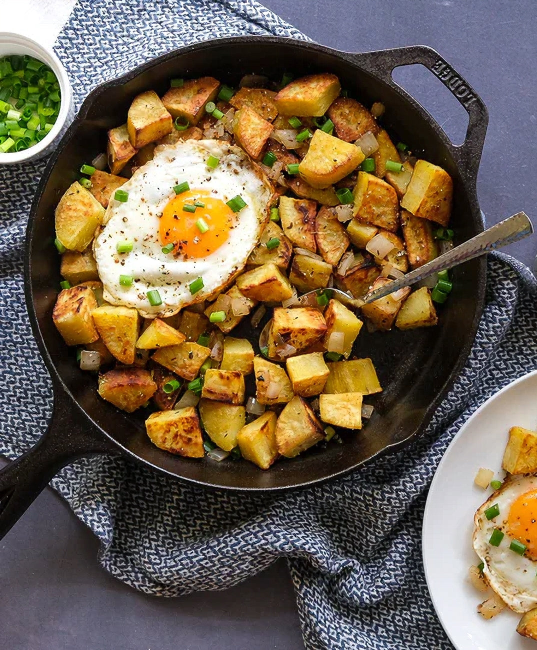 Kirkland Signature Coarse Ground Black Pepper used to seasoning potatoes