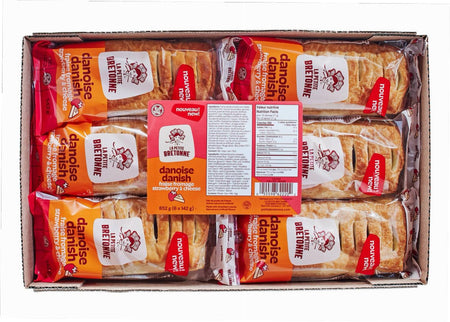 La Petite Bretonne Strawberry Cheese Pastries 6-Pack 852g front of box