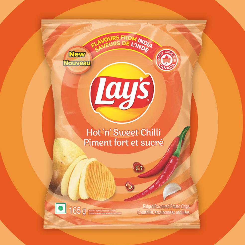 Lay's Hot 'n' Sweet Chilli Chips, 165g/5.8 oz. Bag Front side