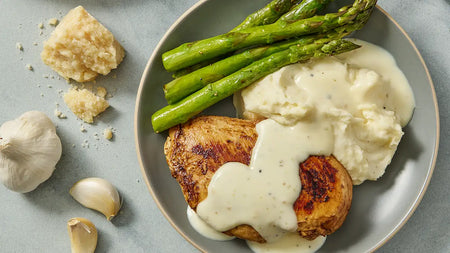 Club House Parmesan & Garlic Gravy Mix, 23g/0.8 oz. Pouch - Gravy On Chicken & Mashed Potatoes