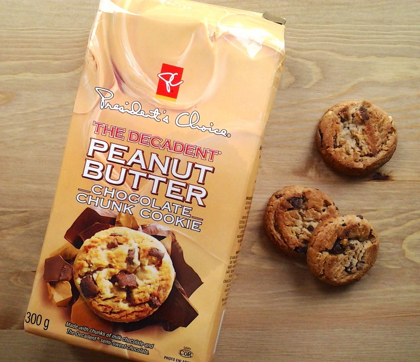 President's Choice The Decadent Peanut Butter Chocolate Chunk Cookie 300g/10.6 oz. - Front Of Package