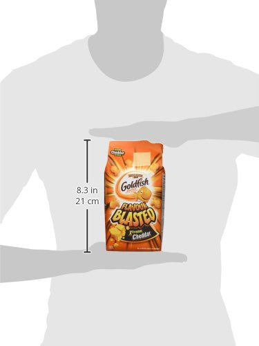 Pepperidge Farm Goldfish Extreme Cheddar Crackers, 180g/6.34oz - Bag Size