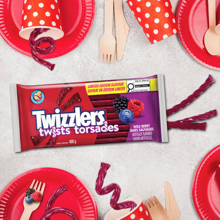 Twizzlers Wild Berry Flavored Twists, 400g/14.1 oz - Perfect Snack