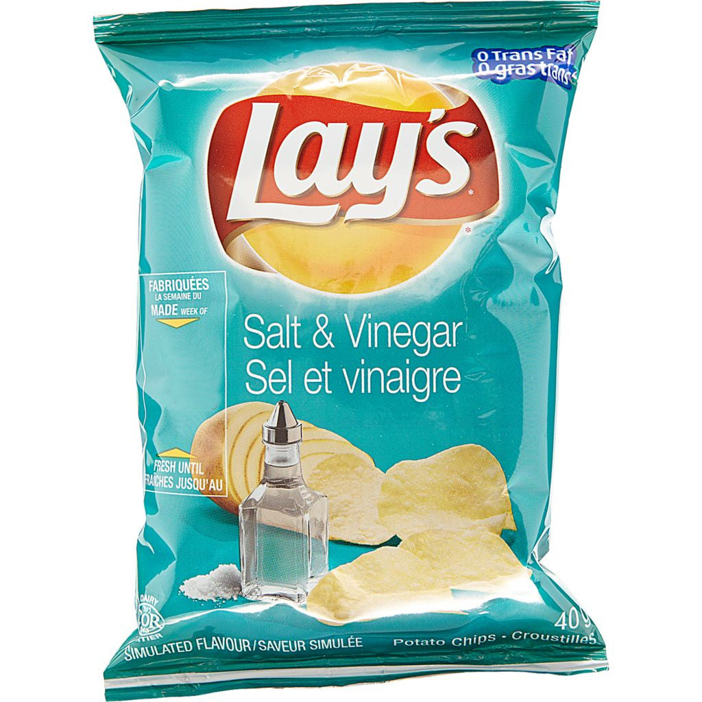 Lays Salt & Vinegar Chips, 40ct x 40g/1.4 oz., Bags, Vending Size {Imported from Canada}