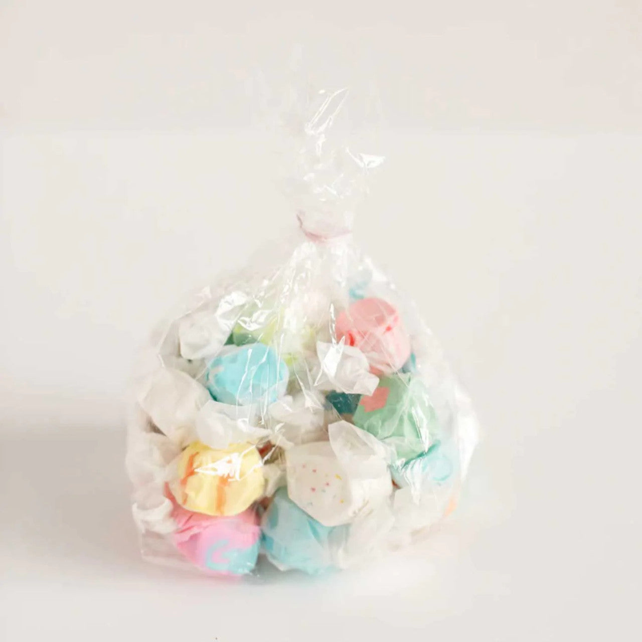 Waterbridge Just Taffy Traditional Salt Water Taffy, 800g/1.75 lbs., Bag {Imported from Canada}