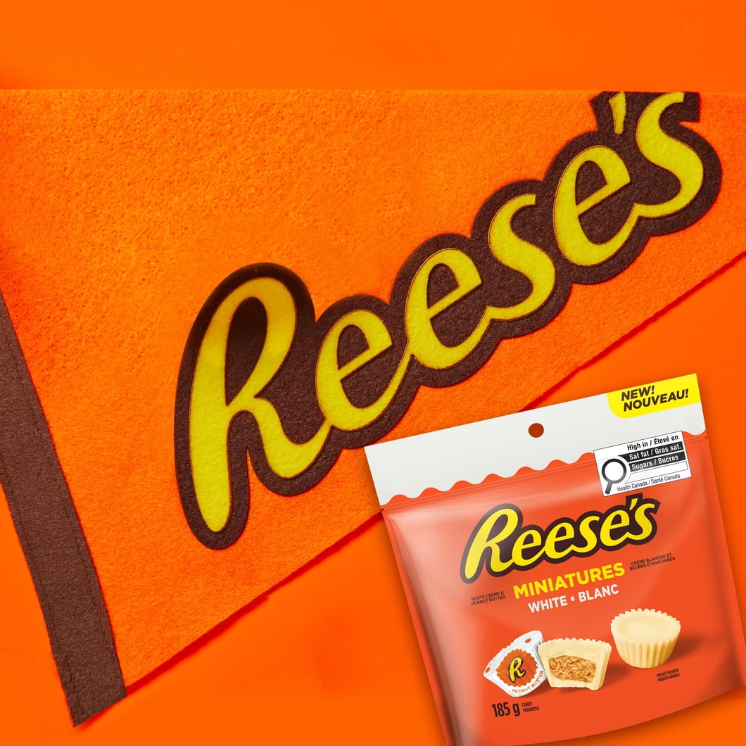 REESE'S Miniatures Peanut Butter Cup, White Chocolate Candy, 185g/6.5 oz Bag - Front
