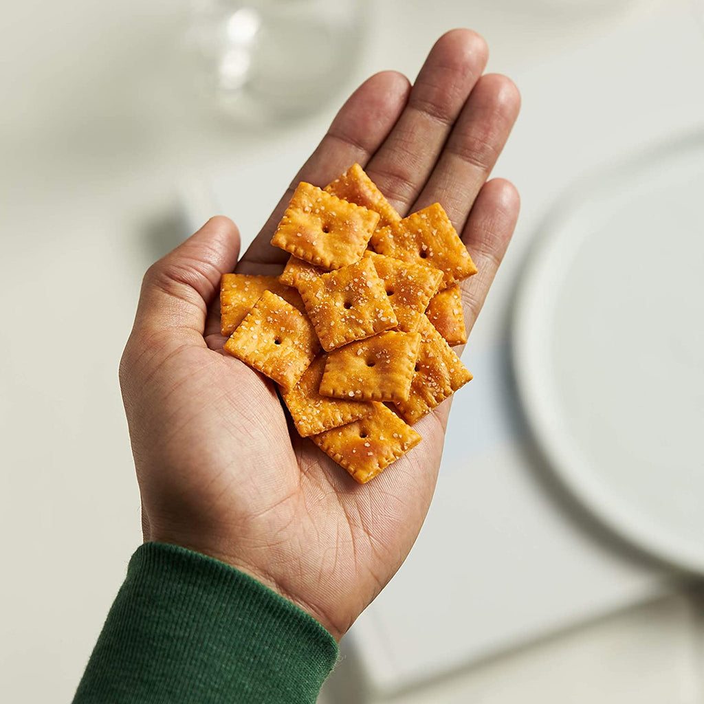 Cheez-It Original Baked Snack Crackers, 200g/7.1 oz., Box, {Imported from Canada}