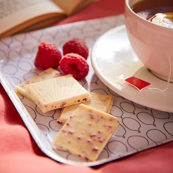 Beloning White Chocolate with Raspberries Bar, 100g/3.5 oz