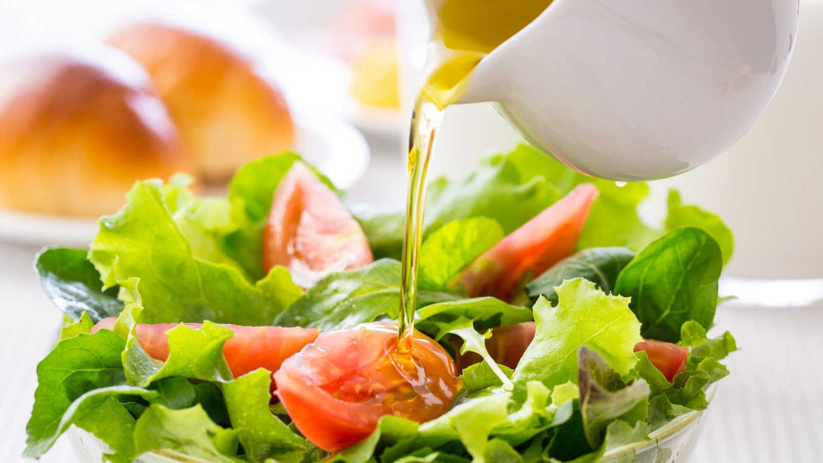 Kraft Oil & Vinegar Dressing, 475mL/16.1 fl. oz., (Imported from Canada}