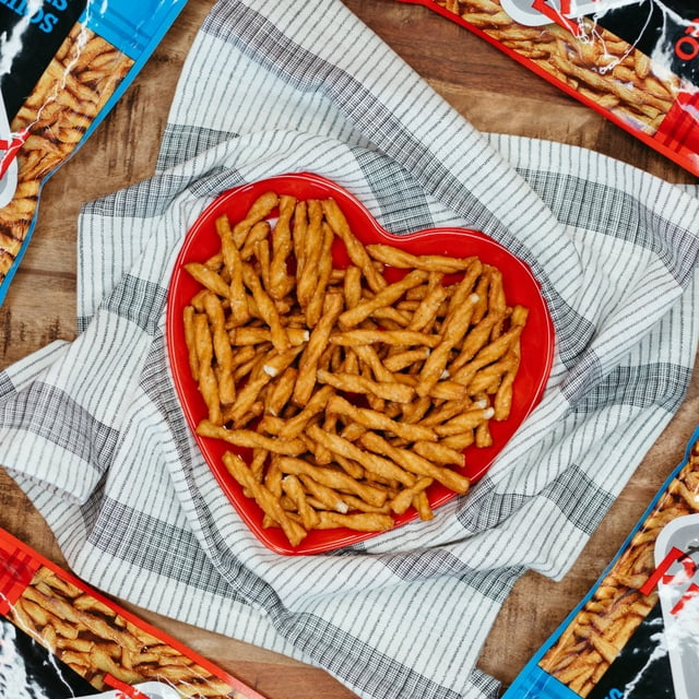 Dot's Original Homestyle Pretzel Twist, 454g, pretzel twists in a bowl.s