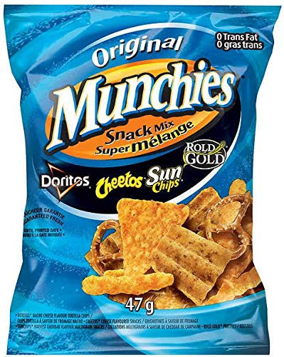 Frito Lays, Box of Munchies Original Snack Mix, (40ct x 47g/1.7 oz.) {Imported from Canada}