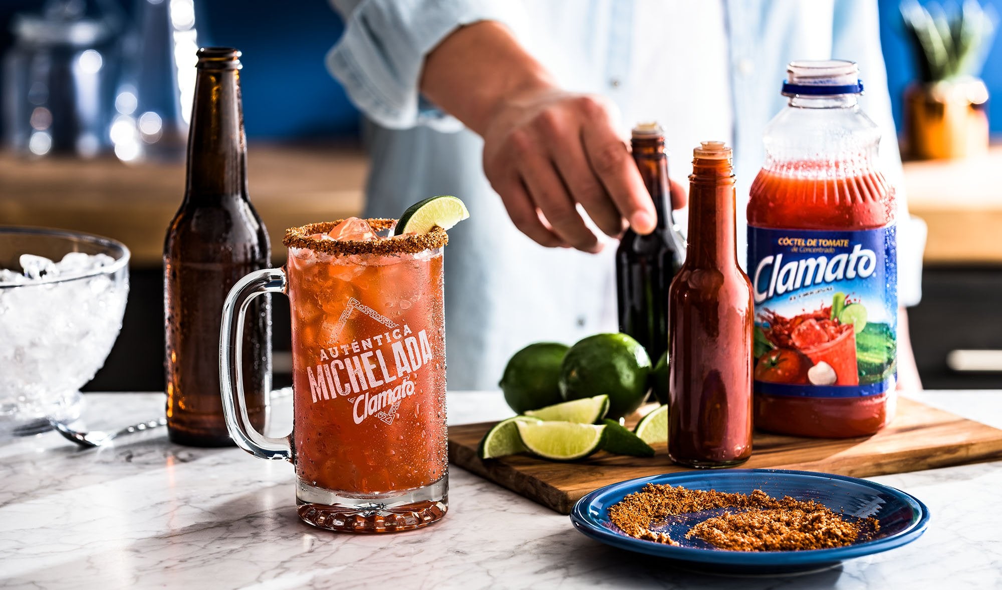 Mott's Clamato Juice, The Original, 945ml/32 oz. Bottle, picture of ceasar drink.