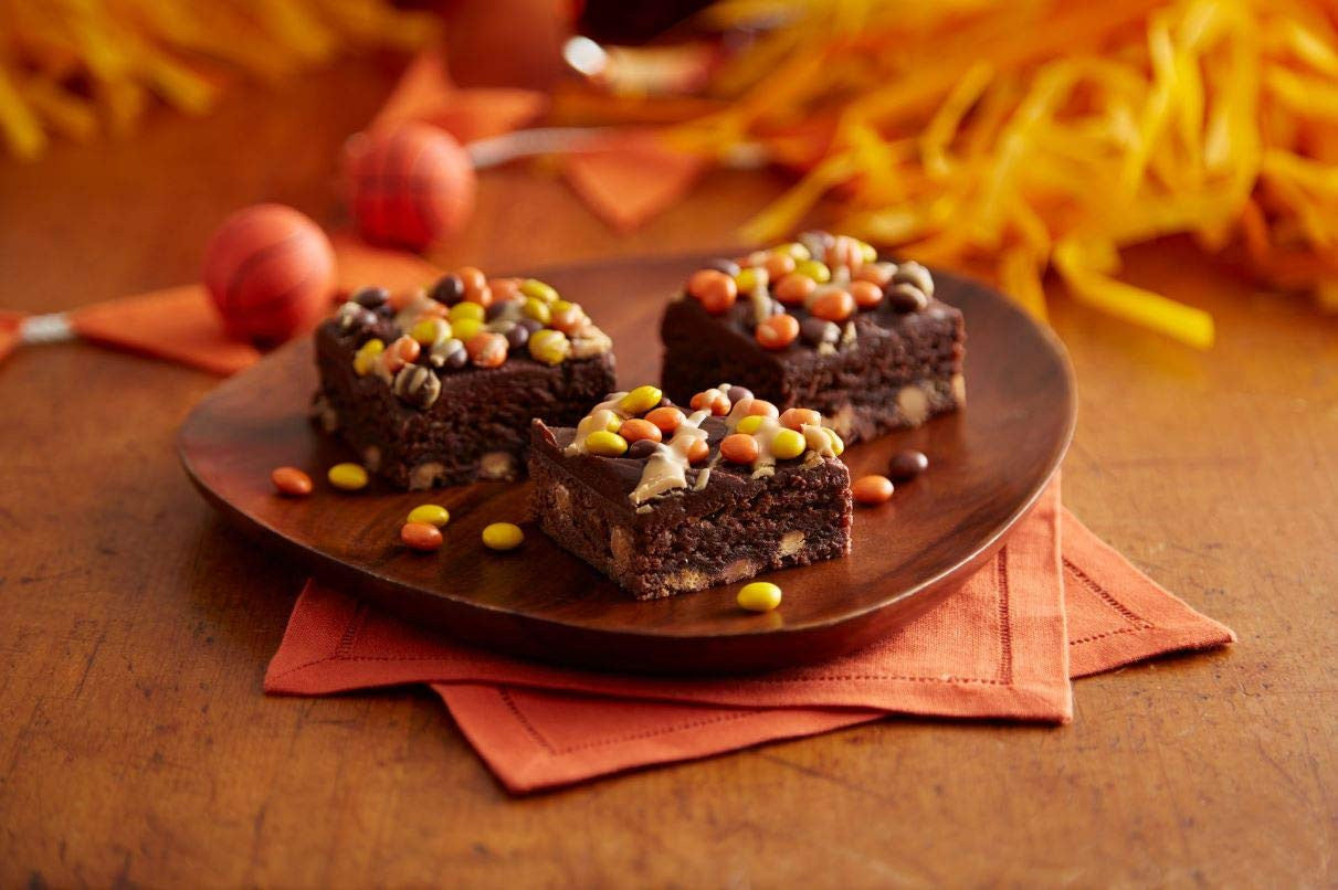 Reese Pieces, Chocolate Peanut Butter Cups, King Size, (16ct x 79g/2.8oz.), {Imported from Canada}