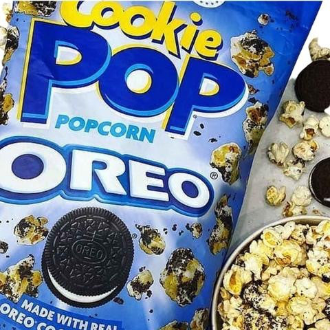 Cookie Pop Popcorn, made with real Oreo Cookie Pieces, 149g/5.3 oz, {Imported from Canada}