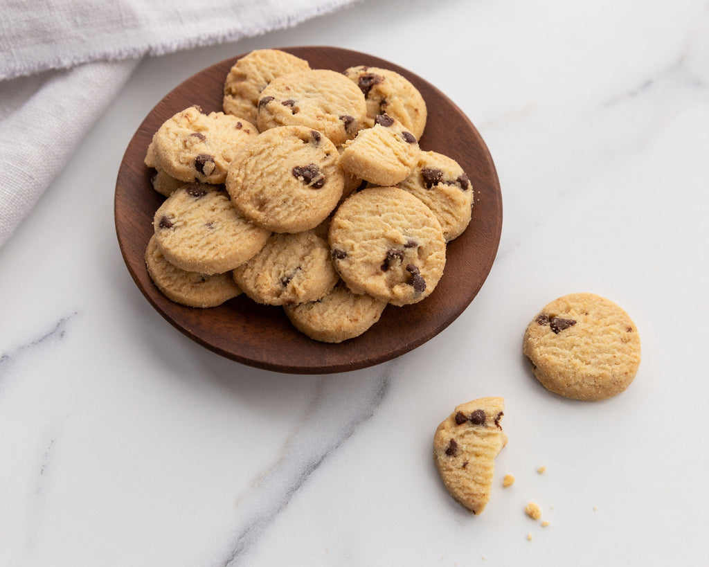 Walker's All-Butter Mini Chocolate Chip Shortbread, 125g/4.4 oz. Bag - Cookie an a Plate