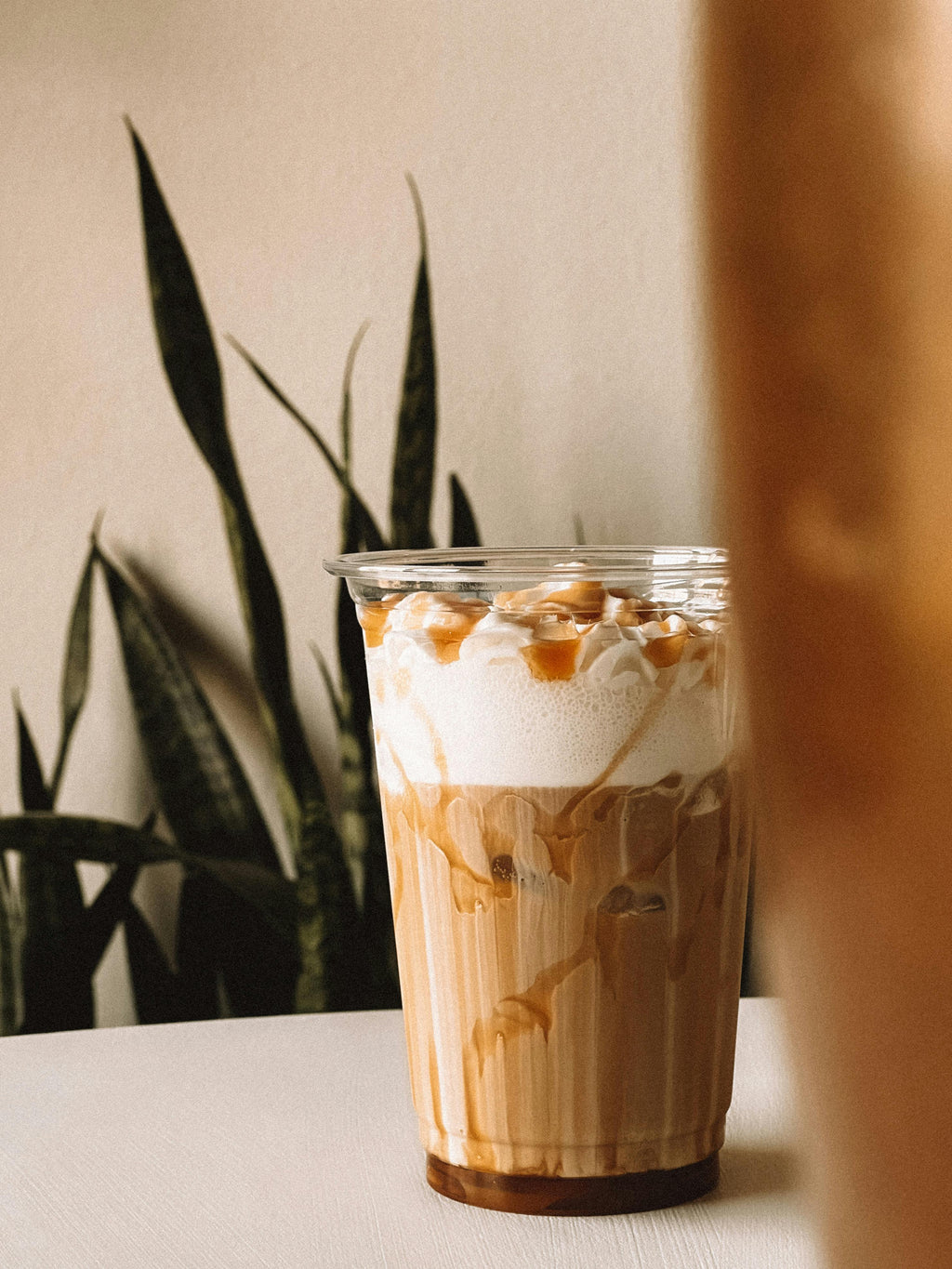 Mokate Gold Premium Iced Coffee, Caramel, 8 x 15g Single Serve Sachets, 120g/4.2 oz. Box
