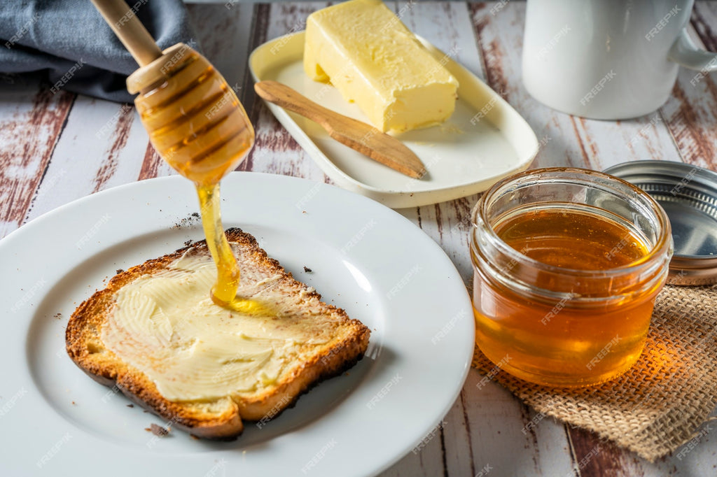 Peace River Unpasteurized Liquid Honey, 500g/17.6 oz., Jar, honey on toast.