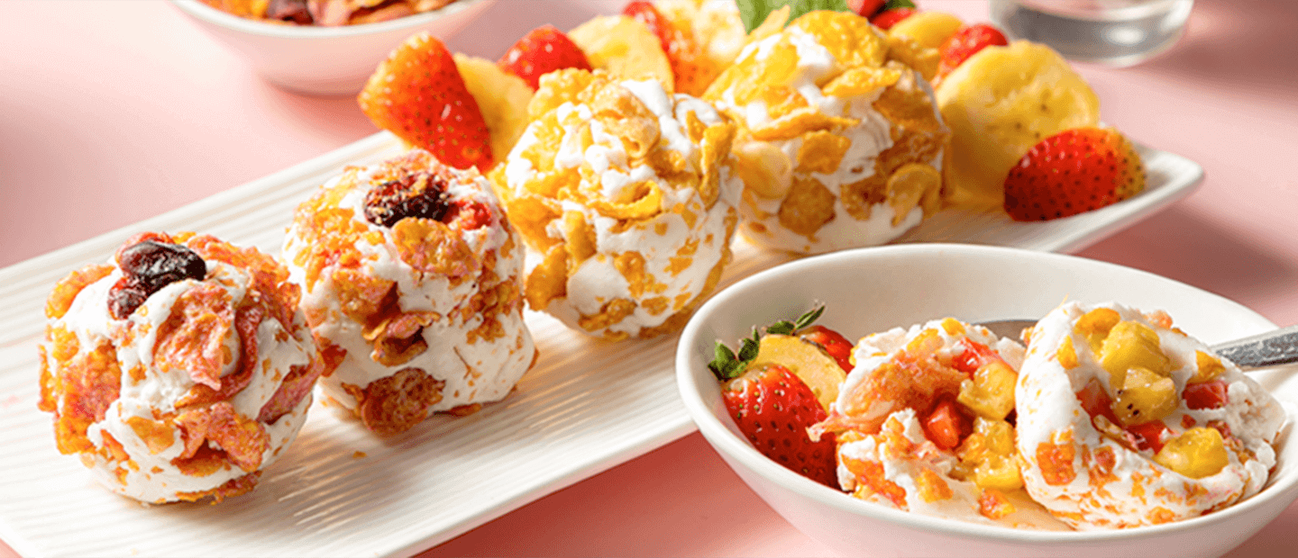 Kellogg's Corn Flakes Cereal, 680g / 23.98oz - Corn Flakes Cereal Treats