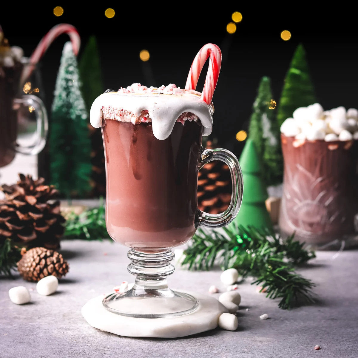 President's Choice Dark Chocolate Peppermint Candy Hot Cocoa Mix, 500g/17.5 oz., Tin {Imported from Canada}